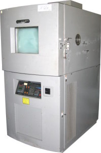 Test Equity Temperature Chamber Model 1007C