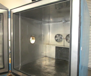 Used ENVIROTRONICS ST-27 Production Chambers, Temperature Chambers